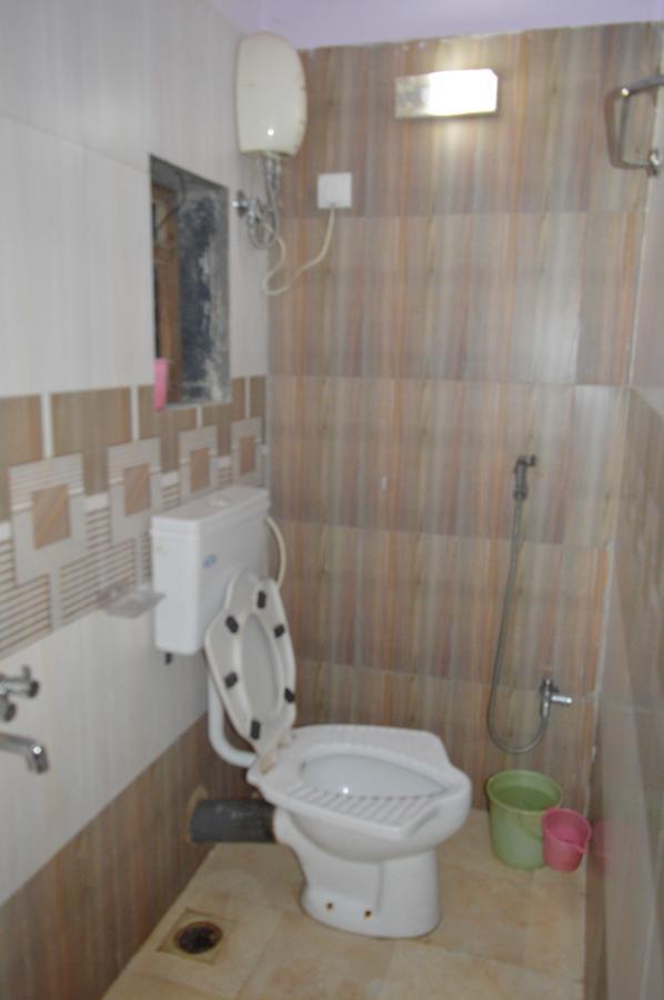 Hotel Madhumalti Матеран Екстериор снимка