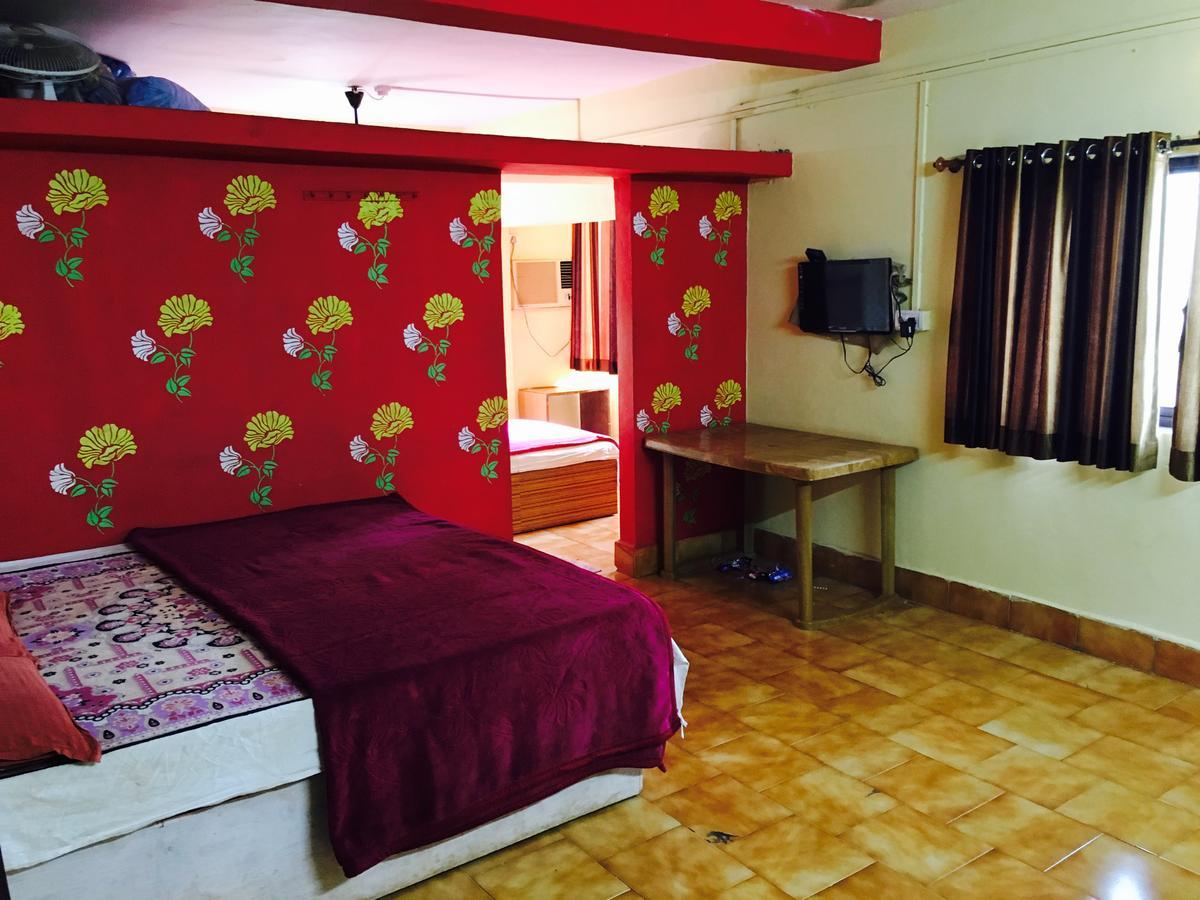Hotel Madhumalti Матеран Екстериор снимка