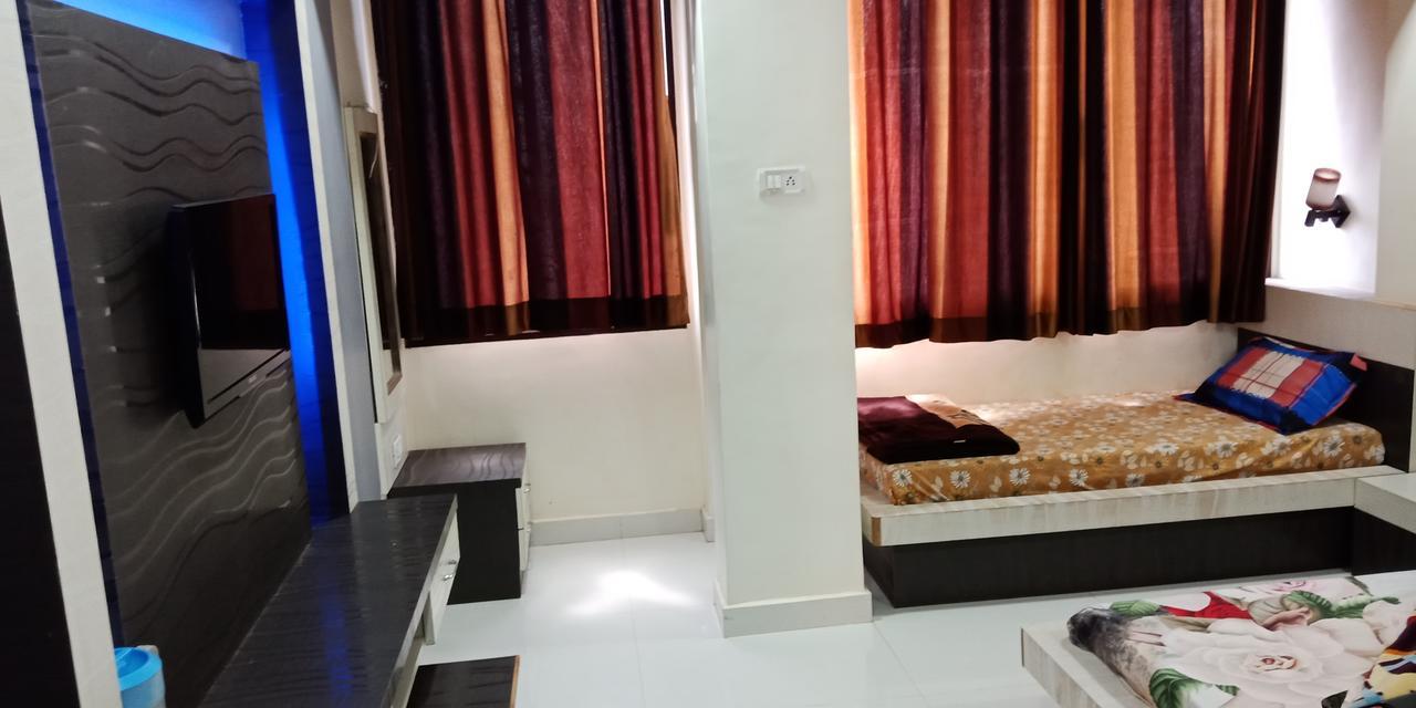 Hotel Madhumalti Матеран Екстериор снимка